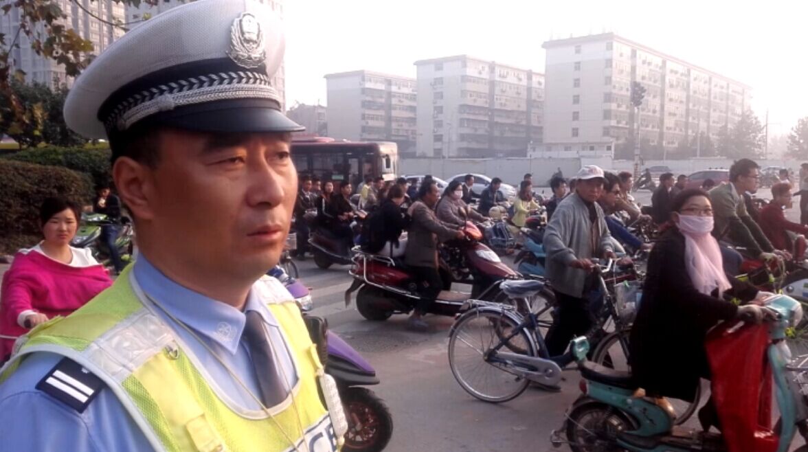 上班表情：1逗2羞3怕 你是哪個(gè)？