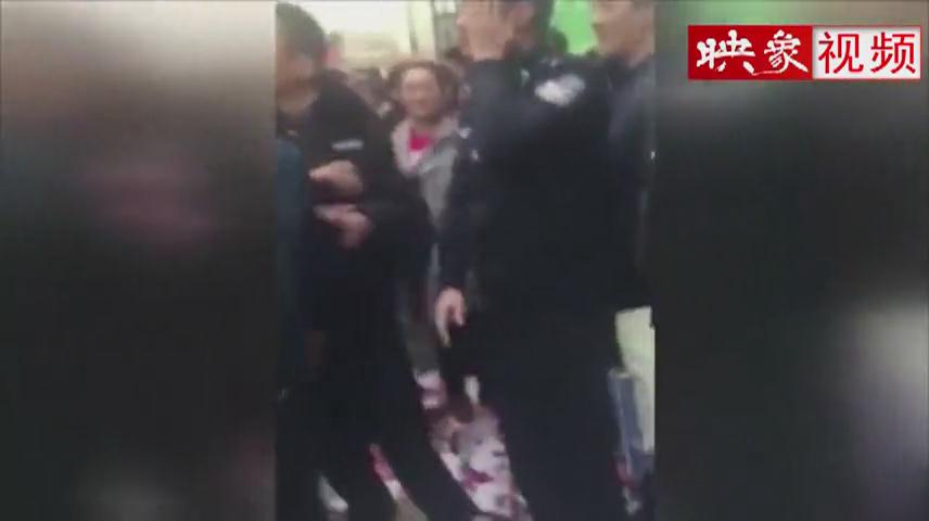 暈！城管被打警方出警被圍攻