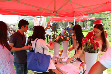 號牌、玫瑰一個不能少