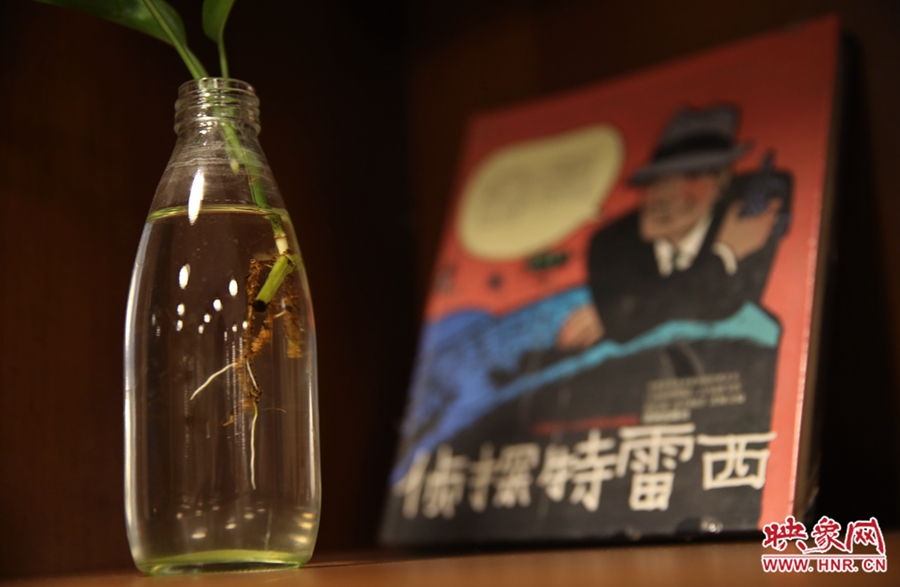 書店內(nèi)的裝飾。